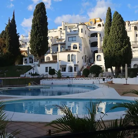 Apartment En Pueblo Evita Con Piscina Y Terraza Benalmadena